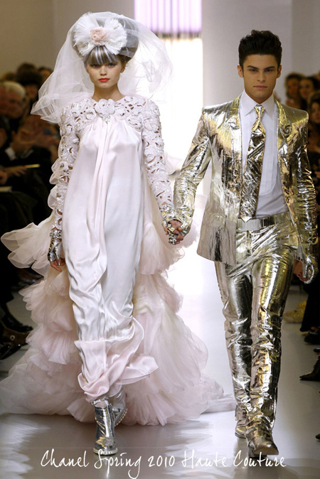 CHANEL 2010 ߼Ůװ(ͼ1)